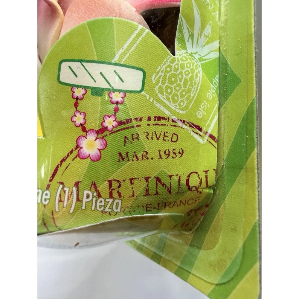 New Bahama & Co Scented Flower Necklace Car Odor Eliminating Air Freshener Pink